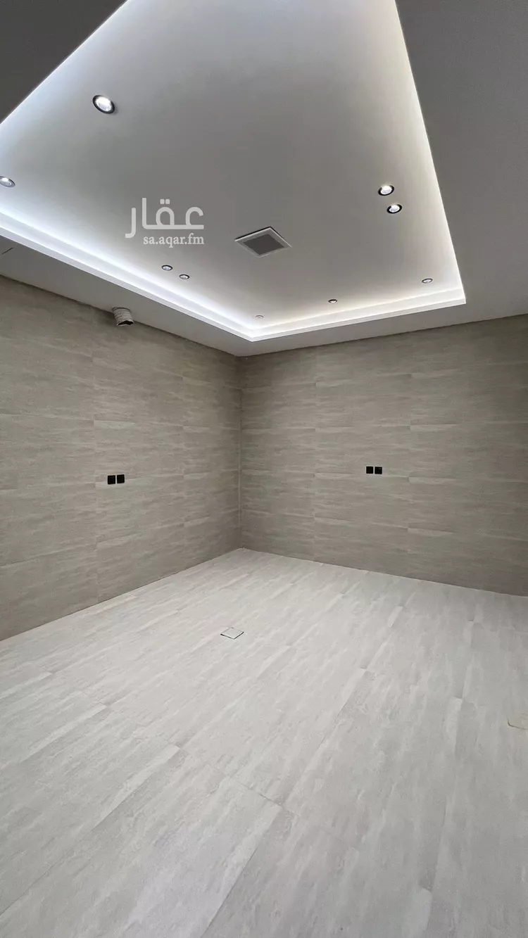 Floor for Sale in Riyadh Dhahrat Namar 9