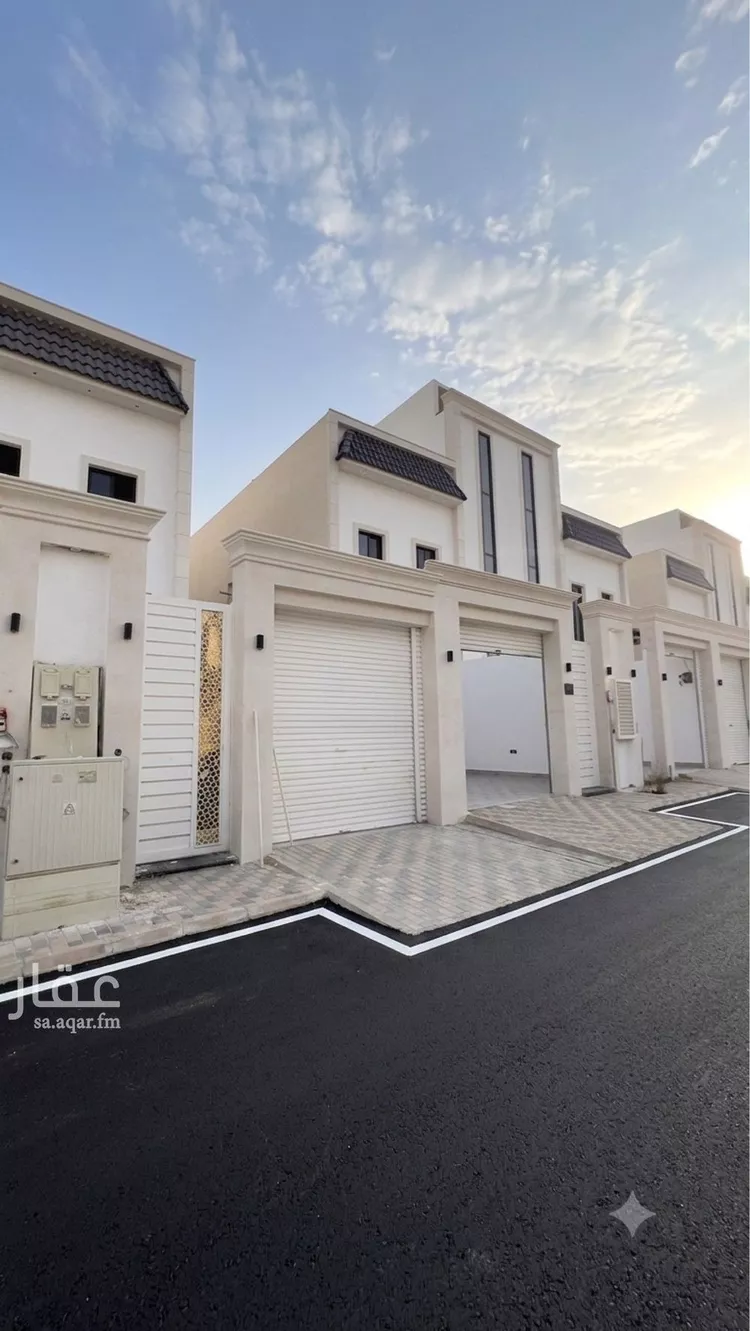 دور للبيع في شارع حسن مشاط, حي عكاظ, مدينة الرياض, منطقة الرياض صورة 2