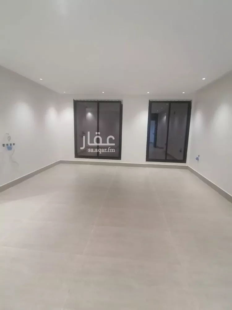 دور للبيع في شارع عيسى بن سهل, حي طويق, مدينة الرياض, منطقة الرياض صورة 4