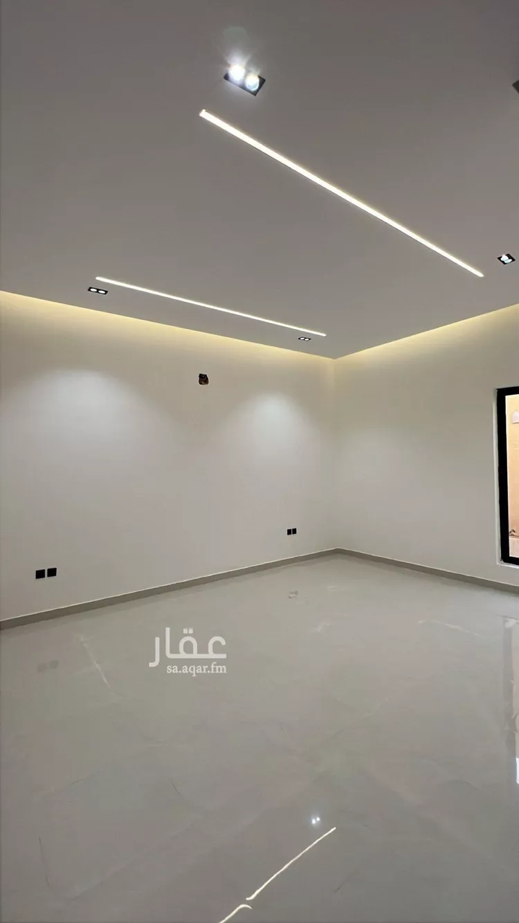 دور للبيع في شارع الزبرقان ابن بدر التميمي, حي عكاظ, مدينة الرياض, منطقة الرياض صورة 5