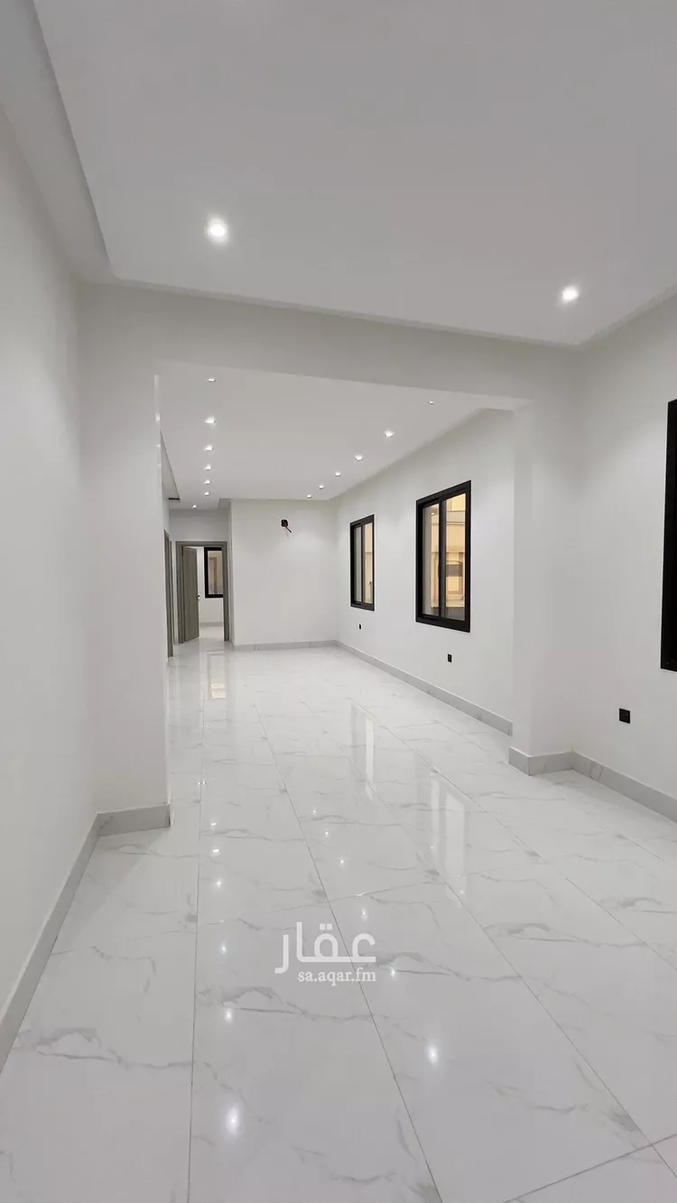 Floor for Sale in Riyadh Al Uraija Al Gharbiyah 6