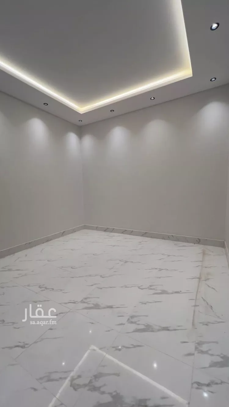 دور للبيع في شارع حسن مشاط, حي عكاظ, مدينة الرياض, منطقة الرياض 10