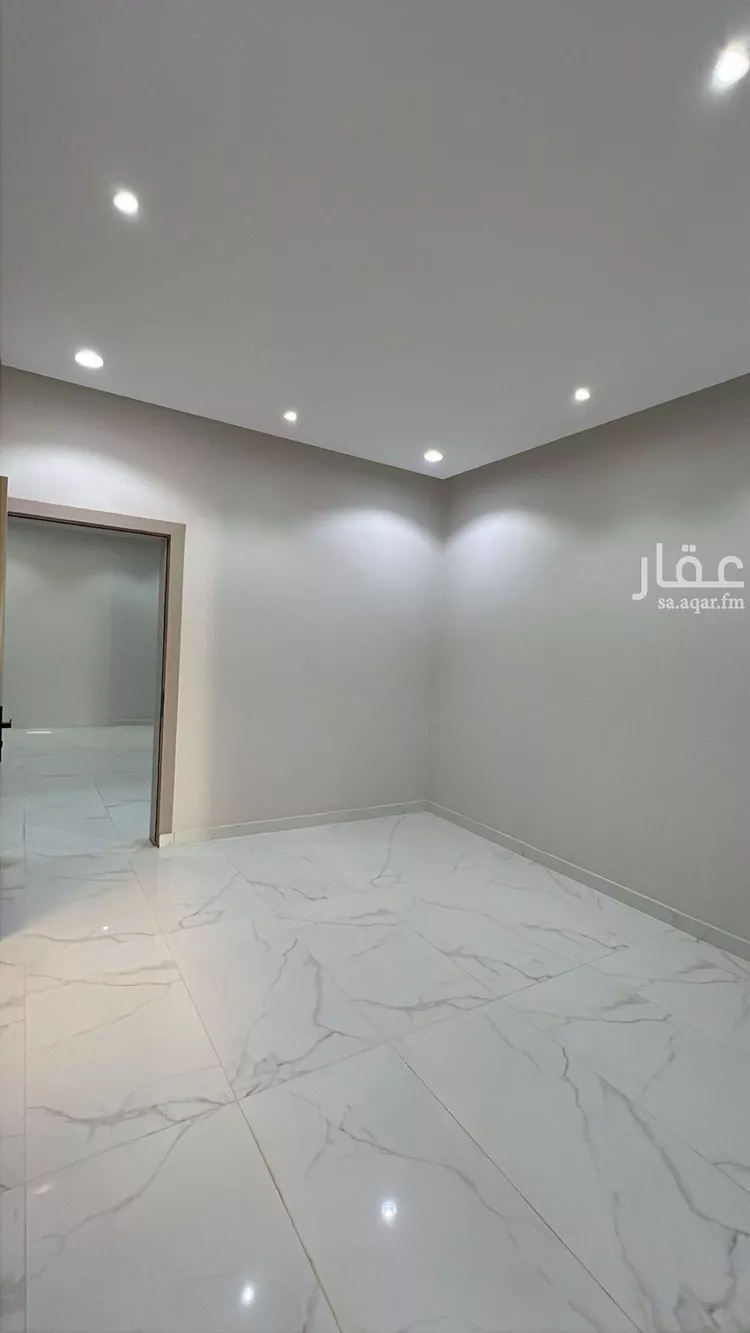 شقة للبيع في شارع المغيرة بن نوفل, حي عكاظ, مدينة الرياض, منطقة الرياض صورة 5