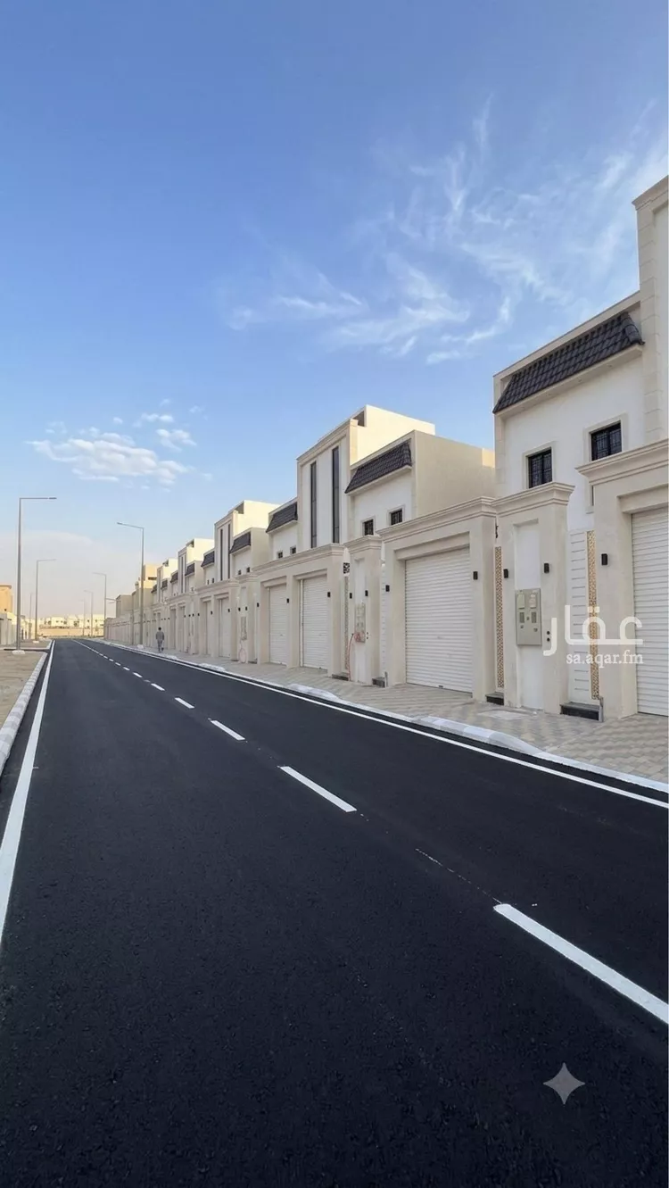 دور للبيع في شارع حسن مشاط, حي عكاظ, مدينة الرياض, منطقة الرياض صورة 2
