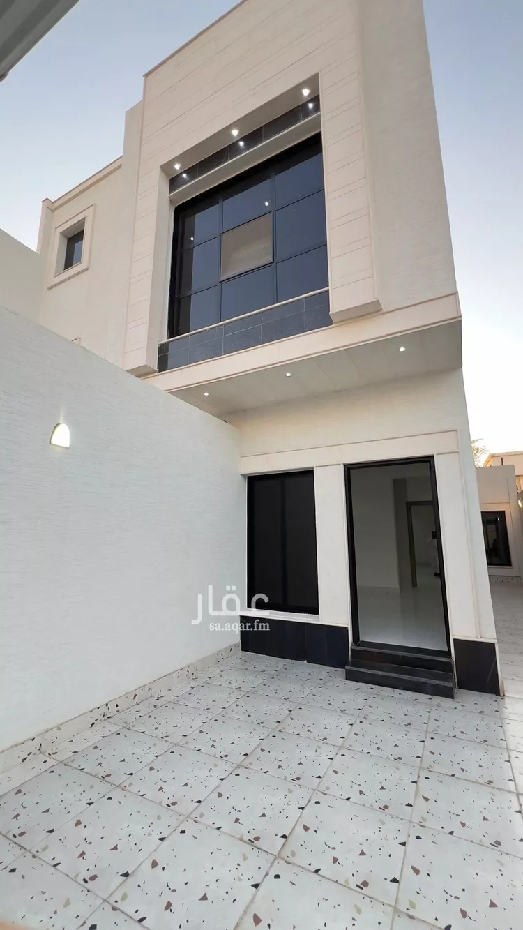 Floor for Sale in Riyadh Al Uraija Al Gharbiyah صورة 2