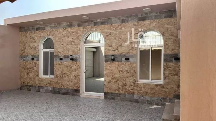 فيلا للبيع في شارع السرو, حي الدار البيضاء, مدينة الرياض, منطقة الرياض صورة 2