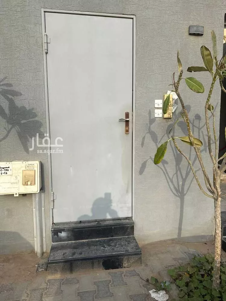 Room for Rent in Riyadh Dhahrat Laban