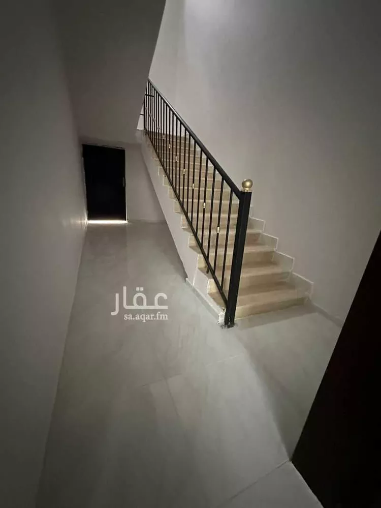 فيلا للبيع في شارع ابو جعفر القرشي, حي الورود, مدينة عفيف, منطقة الرياض صورة 5