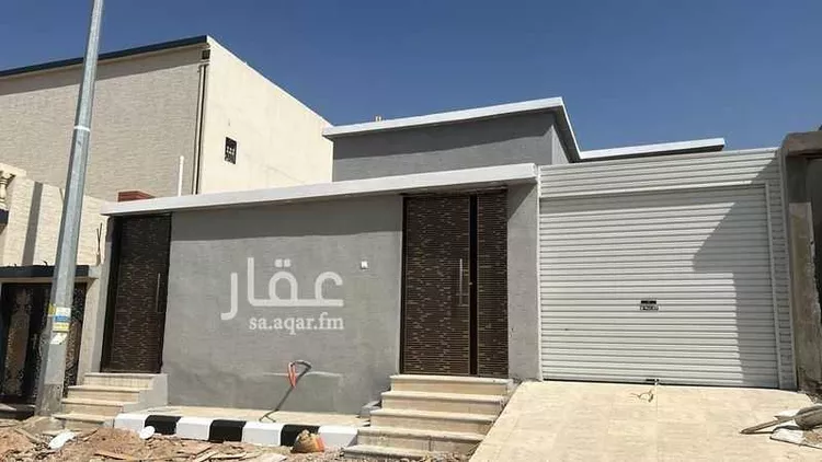 Floor for Sale in Afif Al Maarid