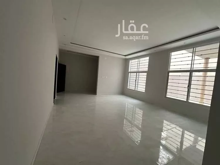 فيلا للبيع في شارع ابو جعفر القرشي, حي الورود, مدينة عفيف, منطقة الرياض صورة 2