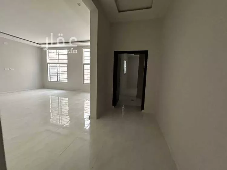 فيلا للبيع في شارع ابو جعفر القرشي, حي الورود, مدينة عفيف, منطقة الرياض