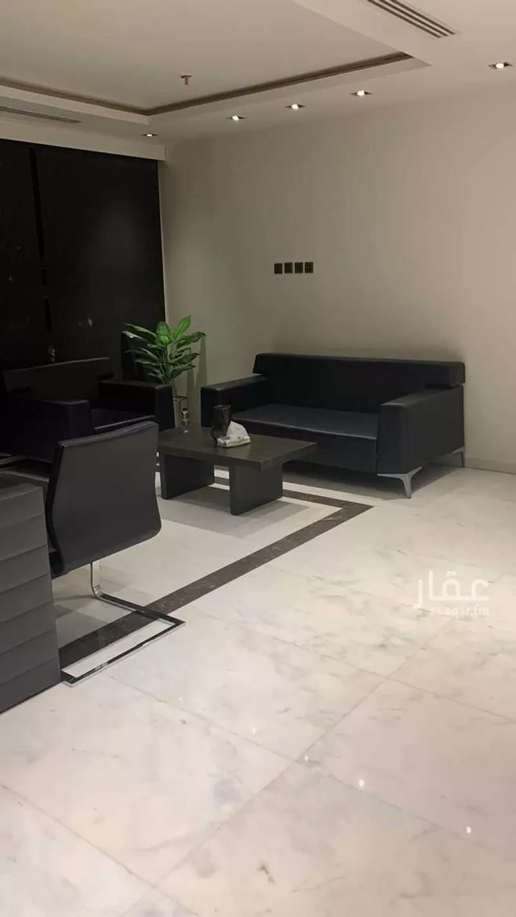 مكتب تجاري للإيجار في شارع الثمامه, حي الصحافة, مدينة الرياض, منطقة الرياض صورة 2
