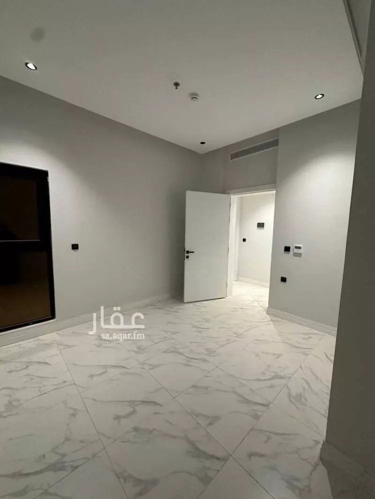 شقة للإيجار في شارع محمد بن عبدالعزيز الدغيثر, حي الملقا, مدينة الرياض, منطقة الرياض صورة 5