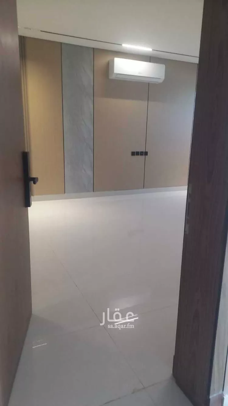 عمارة للإيجار في شارع محمد بن عبدالعزيز العجاجي, حي القيروان, مدينة الرياض, منطقة الرياض صورة 2