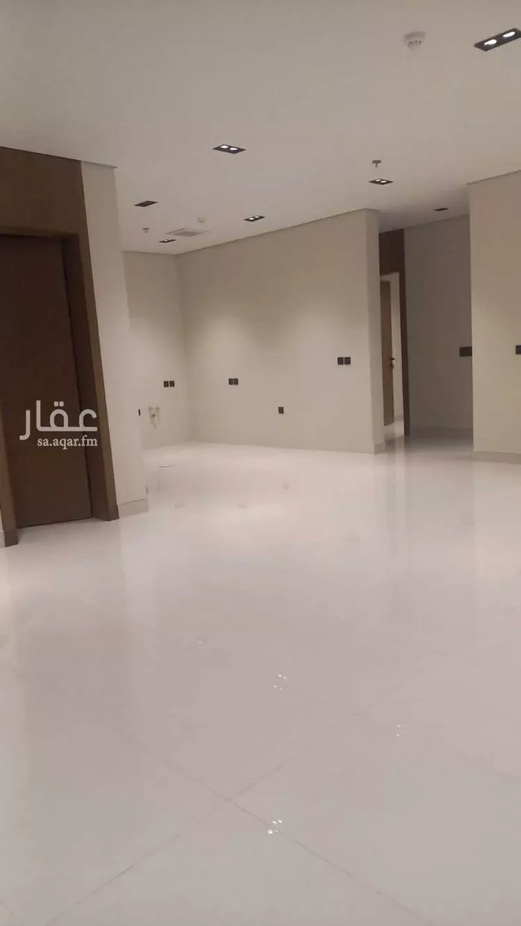 عمارة للإيجار في شارع محمد بن عبدالعزيز العجاجي, حي القيروان, مدينة الرياض, منطقة الرياض صورة 5