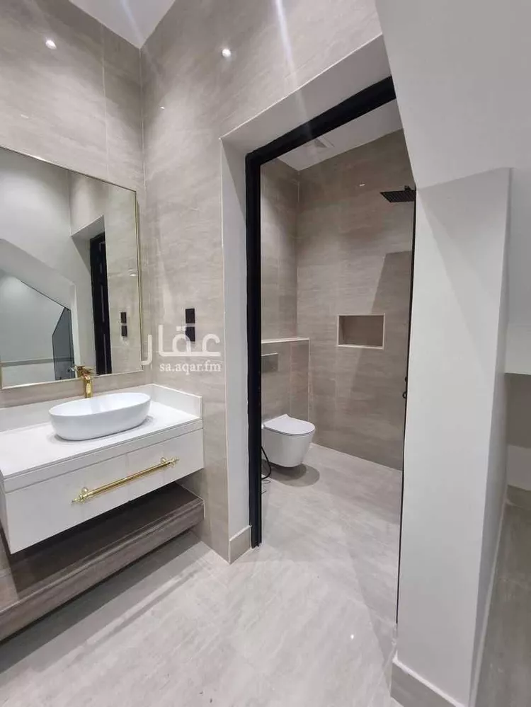 فيلا للبيع في شارع عرعر, حي الصواري, مدينة الخبر, المنطقة الشرقية صورة 2