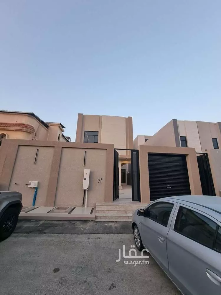 فيلا للبيع في شارع 14ب, حي الجامعيين, مدينة الدمام, المنطقة الشرقية