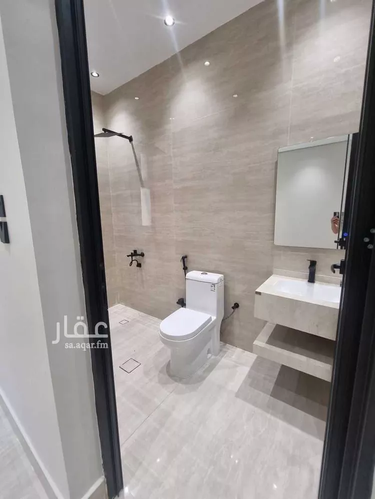 فيلا للبيع في شارع عرعر, حي الصواري, مدينة الخبر, المنطقة الشرقية صورة 3