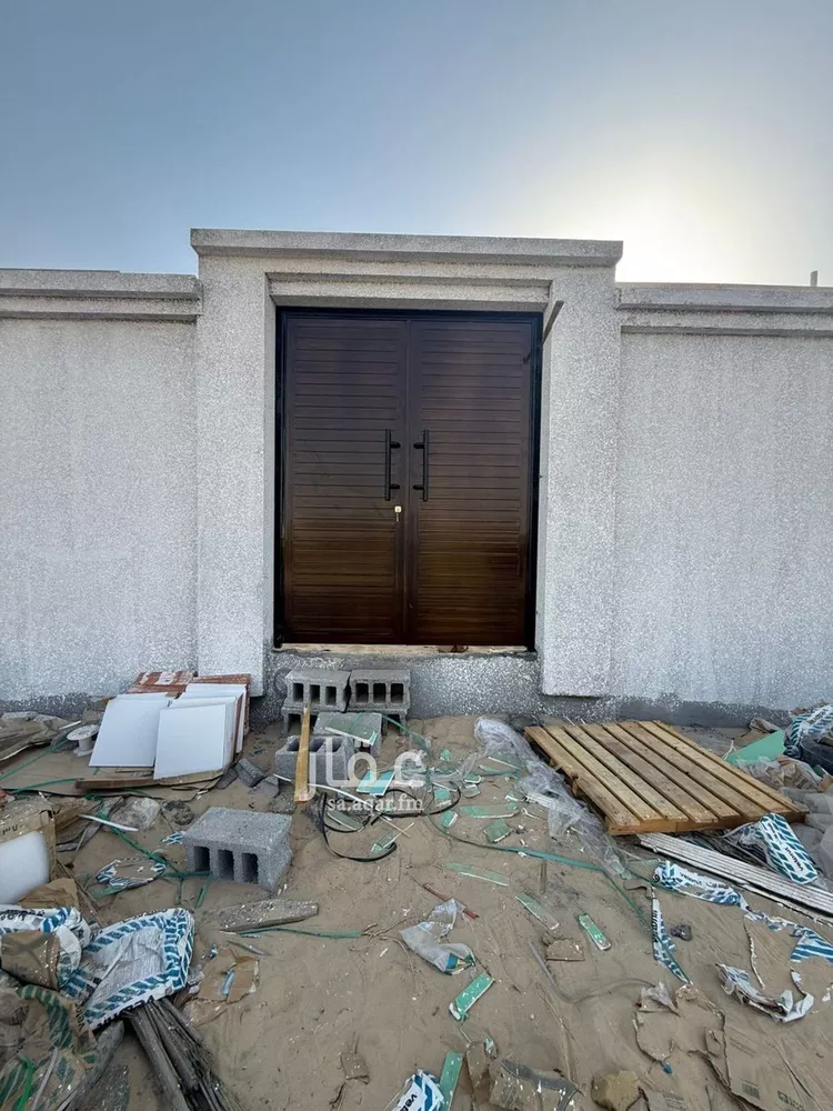 دور للبيع في شارع عثمان بن عفان, حي صلاصل, مدينة بقيق, المنطقة الشرقية صورة 3