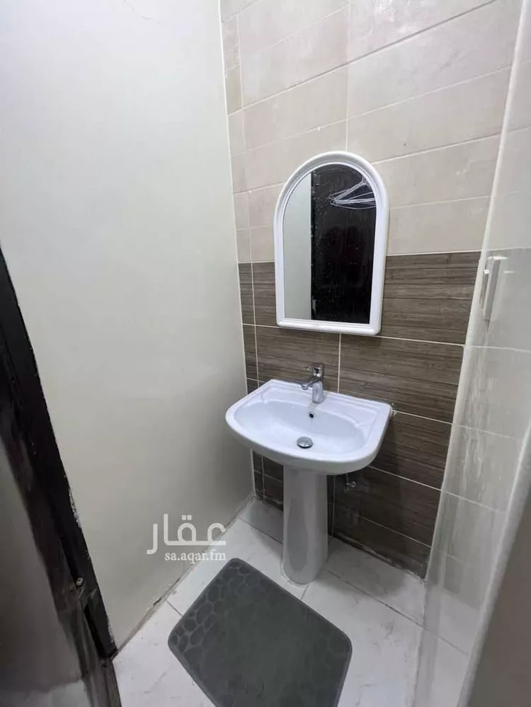 غرفة للإيجار في شارع حبة ابن مسلم, حي الهرير الغربى, مدينة خميس مشيط, منطقة عسير 6