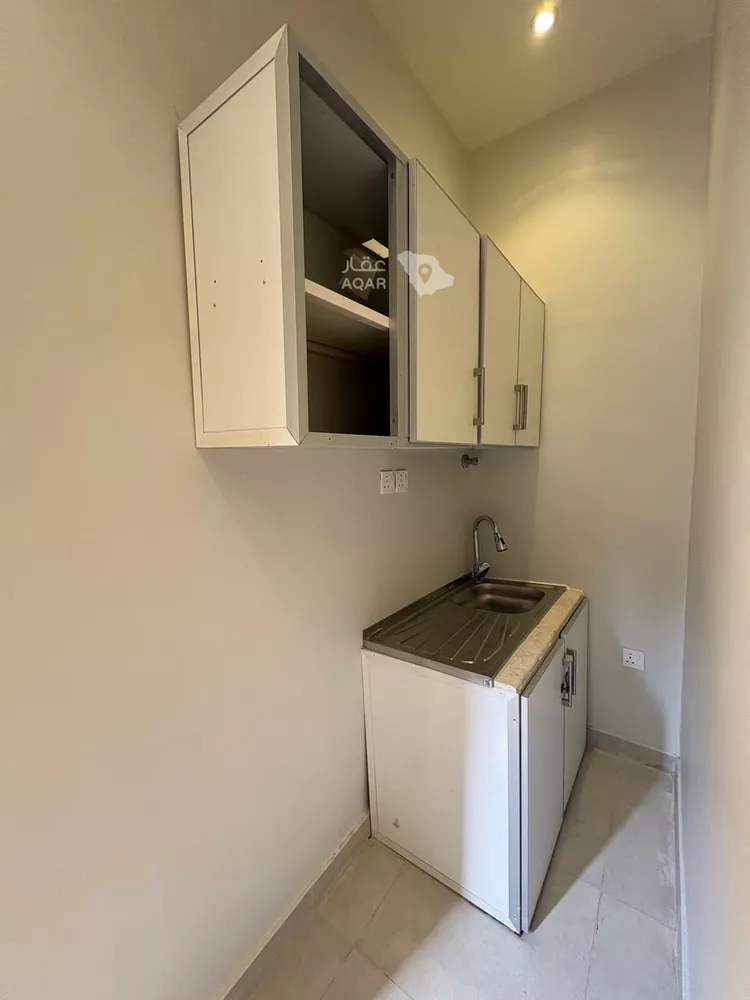 شقة للإيجار في شارع جبل الدخان, حي ظهرة لبن, مدينة الرياض, منطقة الرياض 9