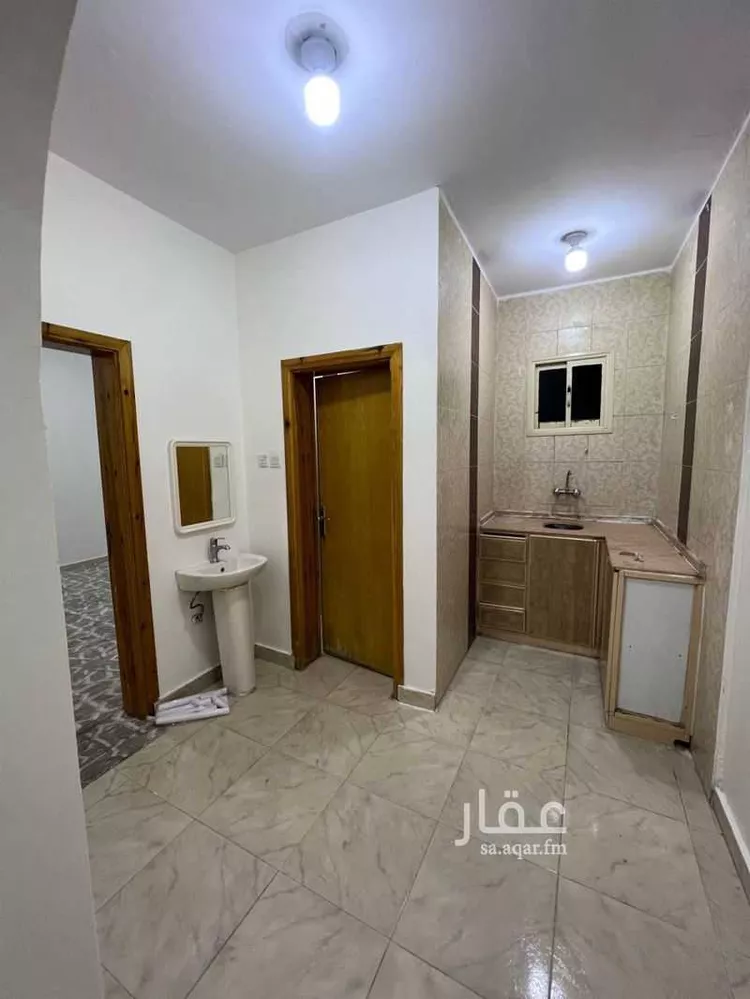 شقة للإيجار في شارع حبة ابن مسلم, حي الهرير الغربى, مدينة خميس مشيط, منطقة عسير صورة 3
