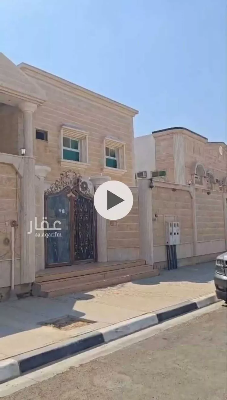 شقة للإيجار في شارع خالد بن الوليد ، حي الاندلس ، بقيق ، بقيق