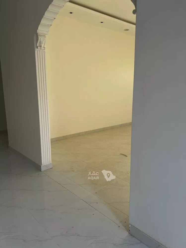 Villa for Sale in Al Muzahimiyah Al GhatGhat 4