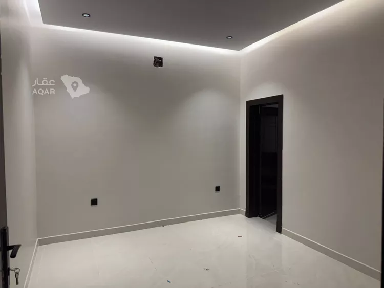 Building for Sale in Riyadh Tuwaiq 8