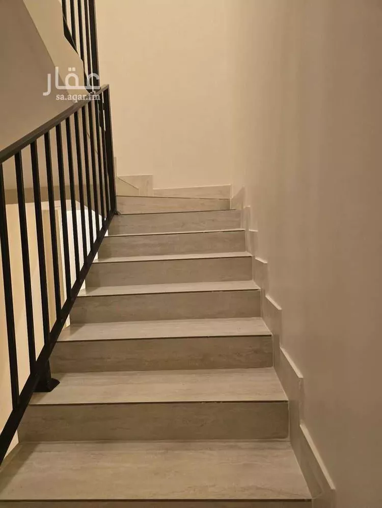 فيلا للبيع في شارع ابو القاسم السعدي, حي الكوثر, مدينة الخبر, المنطقة الشرقية 9