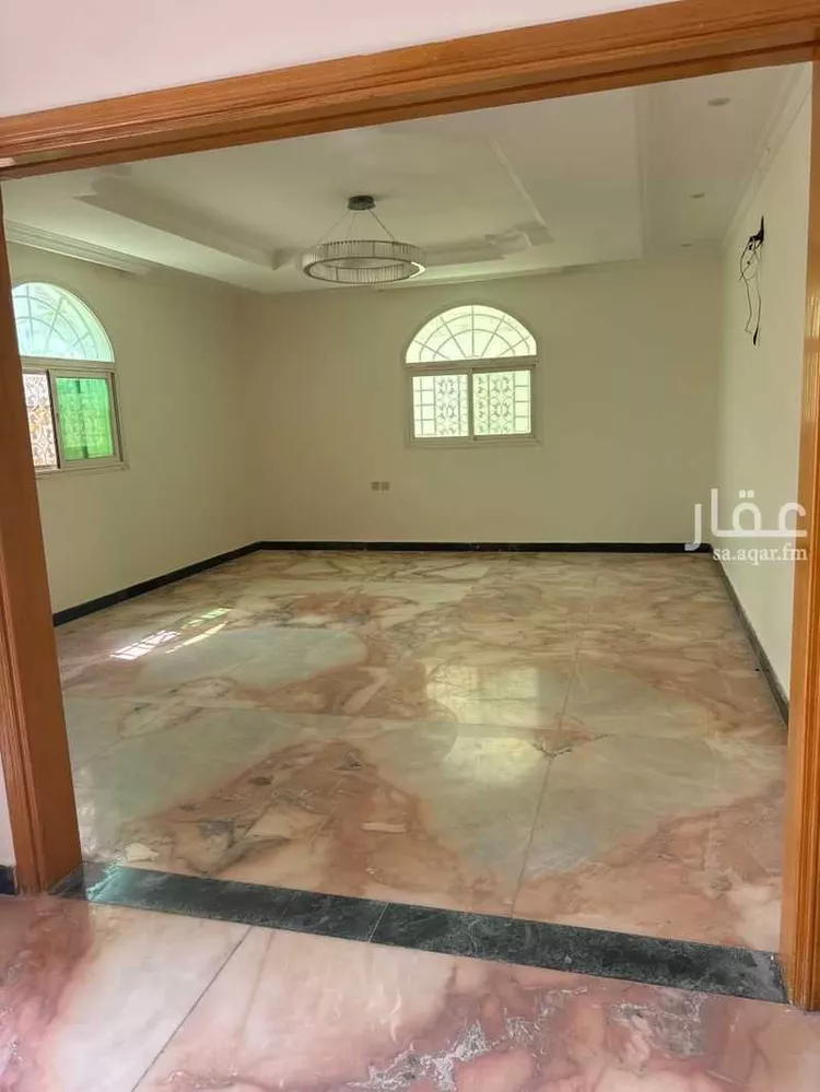 Floor for Rent in Riyadh At Taawon