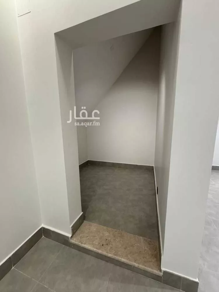 فيلا للبيع في شارع المندر, حي مغرزات, مدينة الرياض, منطقة الرياض 11
