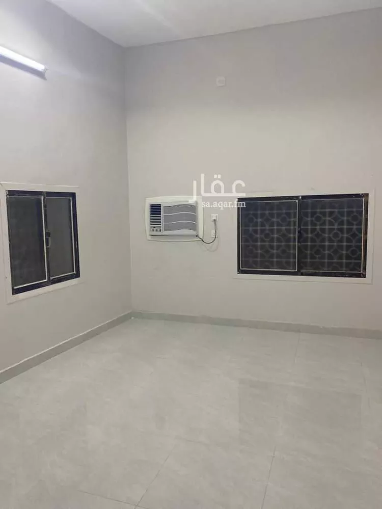 عمارة للإيجار في شارع عباد ابن شرحبيل, حي النسيم, مدينة محائل, منطقة عسير صورة 2