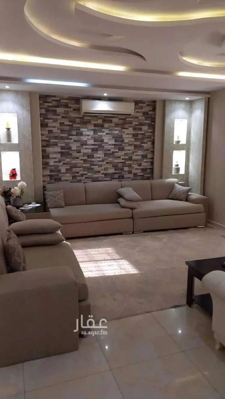 شقة للإيجار في شارع عثمان, حي الحسام, مدينة الباحة, منطقة الباحة صورة 3