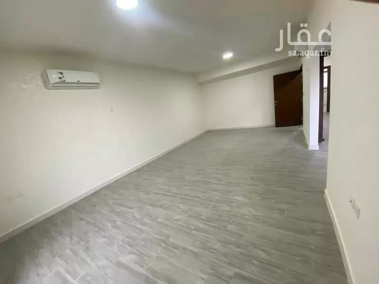 فيلا للإيجار في شارع ابن الجارود, حي مطار الملك خالد الدولي, مدينة الرياض, منطقة الرياض صورة 5