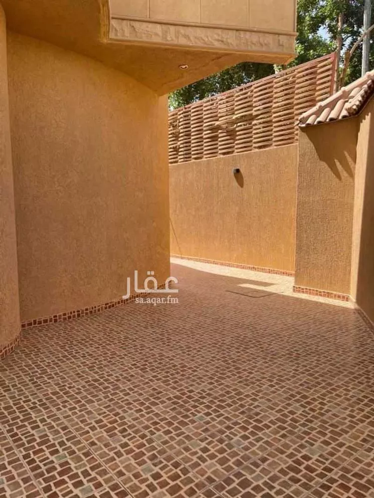 فيلا للبيع في شارع حمام الانف, حي العقيق, مدينة الرياض, منطقة الرياض صورة 4
