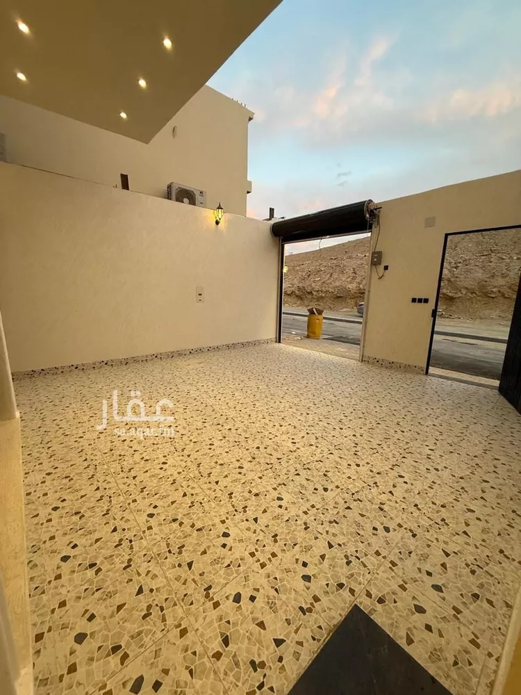 دور للبيع في شارع ثابت ابن زيد, حي طويق, مدينة المزاحمية, منطقة الرياض صورة 3