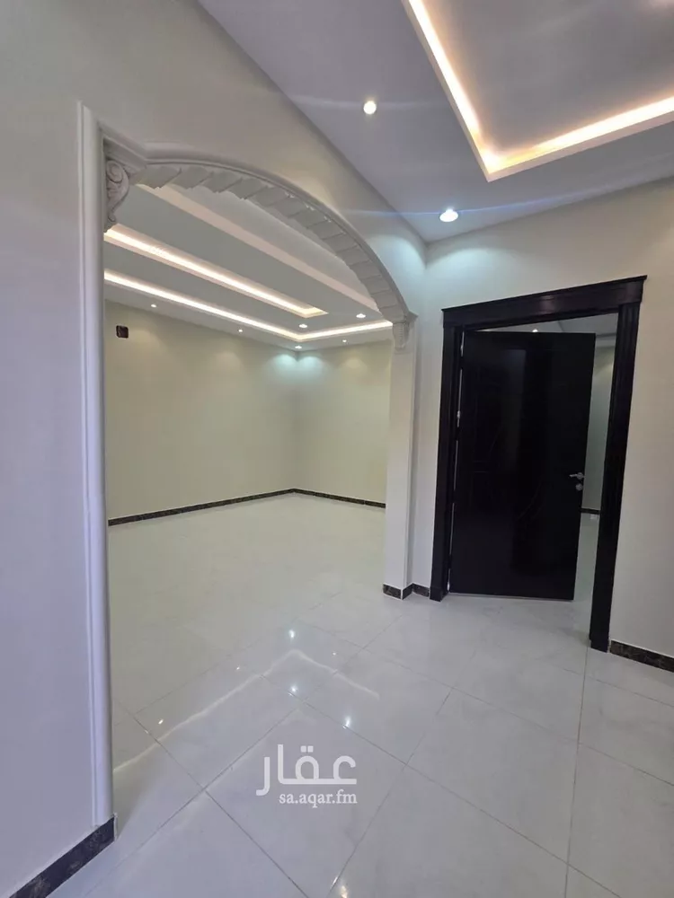 فيلا للبيع في شارع عبدالله بن نمير, حي طويق, مدينة الرياض, منطقة الرياض صورة 5