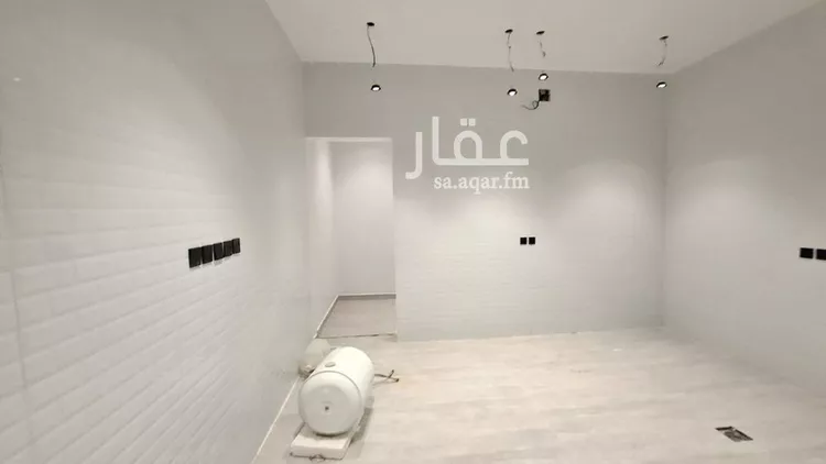 دور للبيع في شارع الضياء, حي الجنادرية, مدينة الرياض, منطقة الرياض صورة 2
