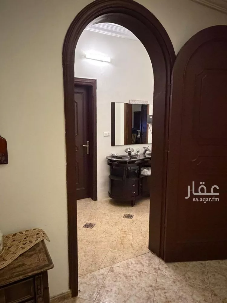 فيلا للبيع في شارع حبان بن منقذ, حي المحمدية, مدينة جدة, منطقة مكة المكرمة صورة 2