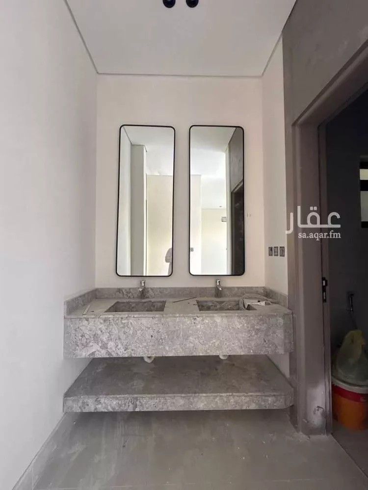 فيلا للبيع في شارع المنصور المؤمني, حي ضاحية الملك فهد, مدينة الدمام, المنطقة الشرقية صورة 2