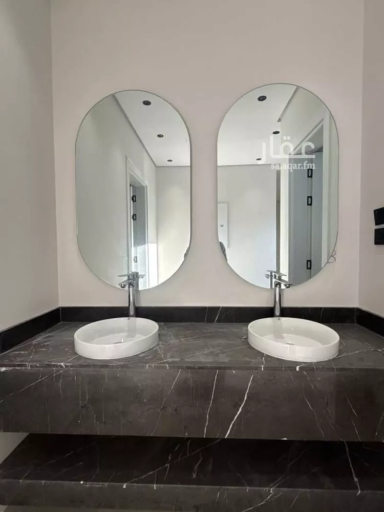 فيلا للبيع في شارع خلف النحوي, حي ضاحية الملك فهد, مدينة الدمام, المنطقة الشرقية صورة 3