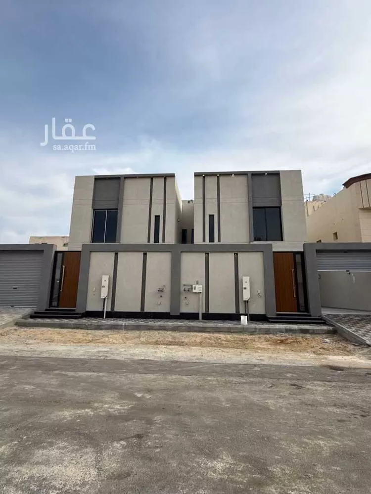 فيلا للبيع في شارع خلف النحوي, حي ضاحية الملك فهد, مدينة الدمام, المنطقة الشرقية