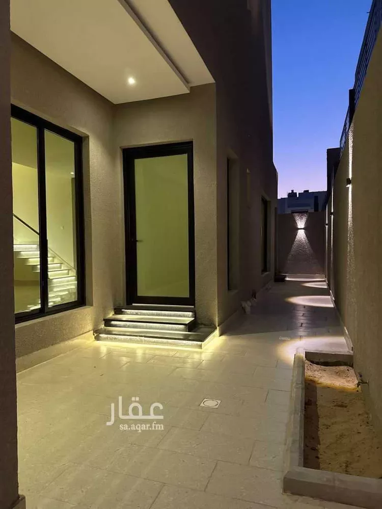 فيلا للبيع في شارع الشيخ صباح الاحمد, حي ضاحية الملك فهد, مدينة الدمام, المنطقة الشرقية صورة 2