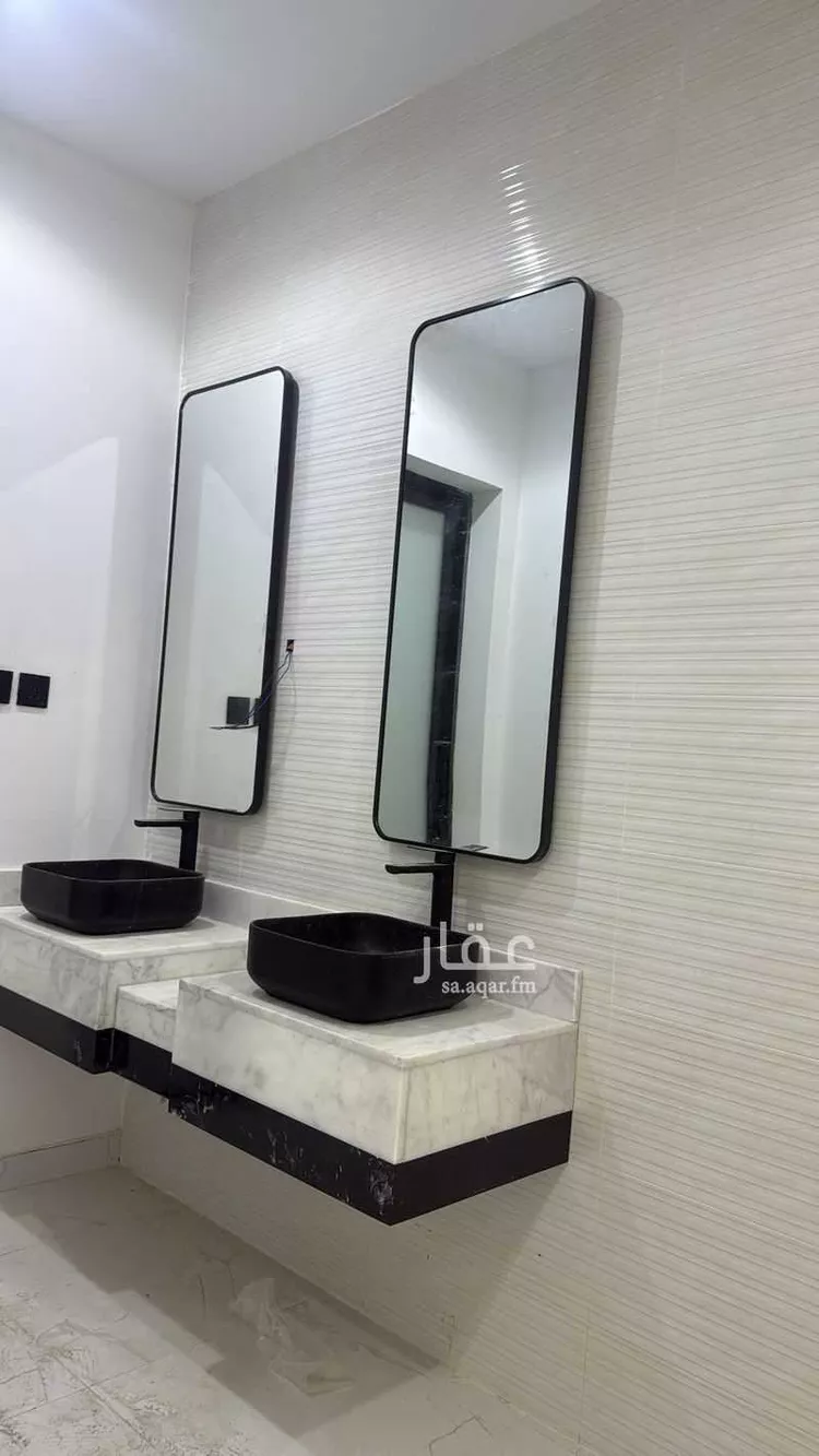 فيلا للبيع في شارع تيماء, حي ضاحية الملك فهد, مدينة الدمام, المنطقة الشرقية 6