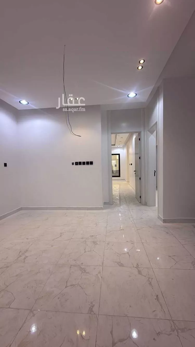 فيلا للبيع في شارع تيماء, حي ضاحية الملك فهد, مدينة الدمام, المنطقة الشرقية صورة 4