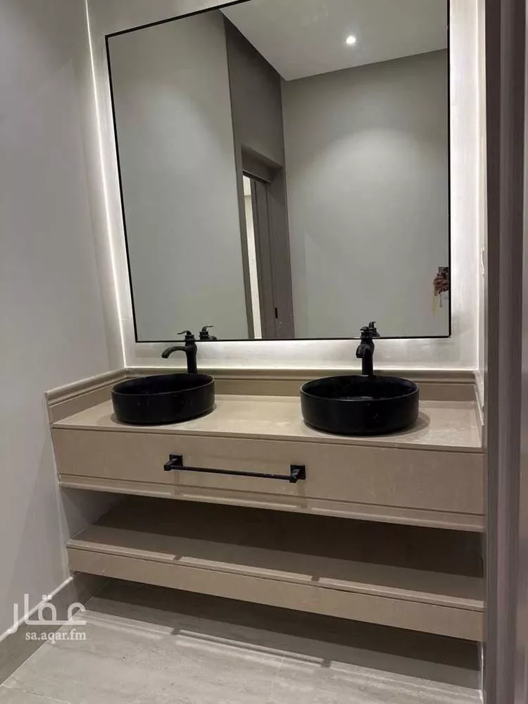 فيلا للبيع في شارع الشيخ صباح الاحمد, حي ضاحية الملك فهد, مدينة الدمام, المنطقة الشرقية صورة 4