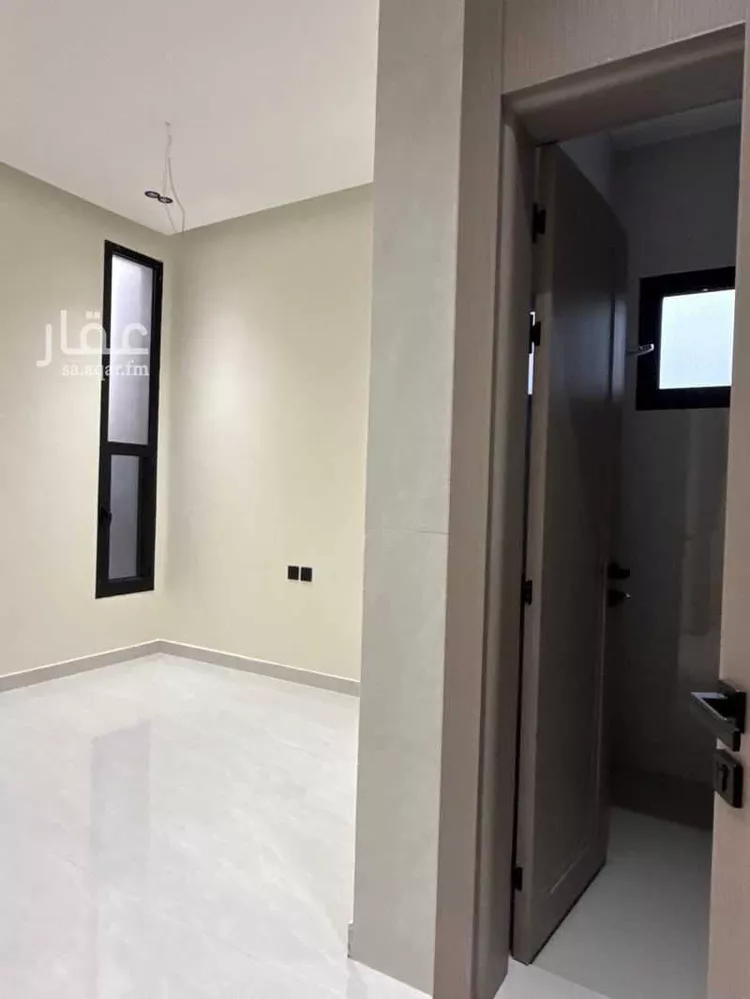 فيلا للبيع في شارع سلمان الفارسي, حي ضاحية الملك فهد, مدينة الدمام, المنطقة الشرقية