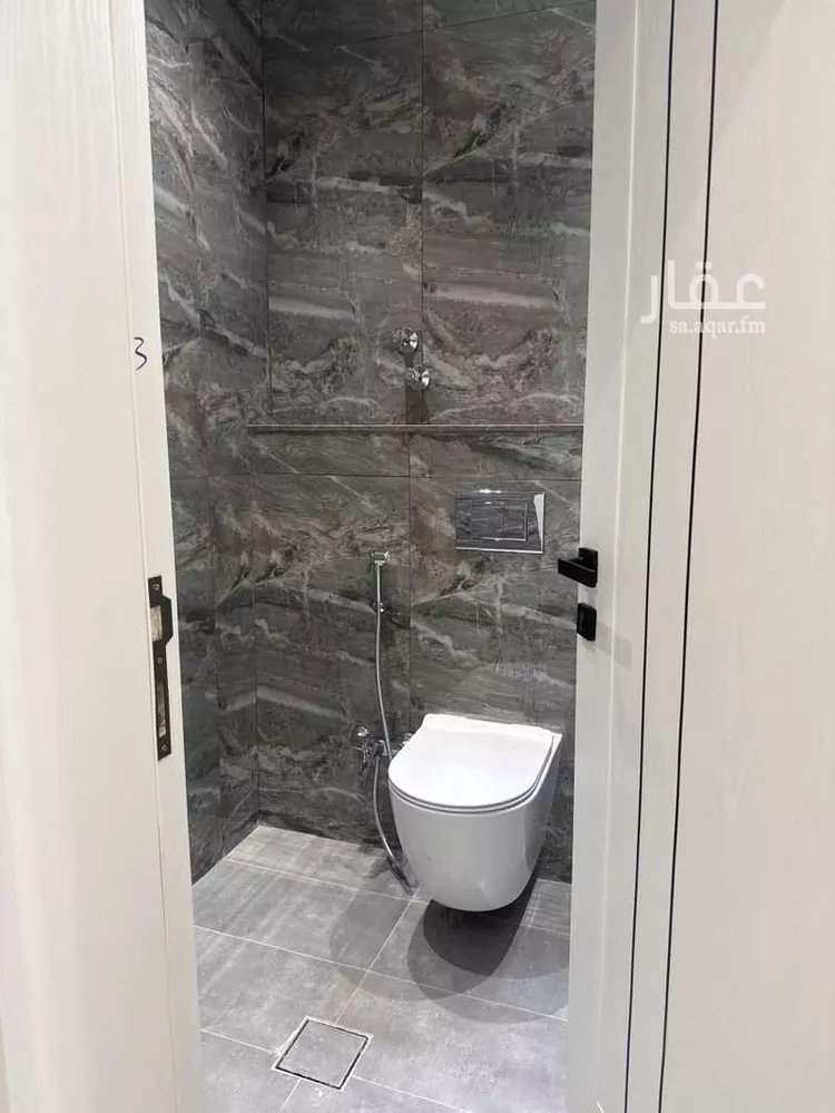 فيلا للبيع في شارع خلف النحوي, حي ضاحية الملك فهد, مدينة الدمام, المنطقة الشرقية صورة 4