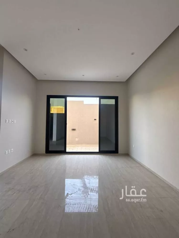 فيلا للبيع في شارع المتوكل العباسي, حي ضاحية الملك فهد, مدينة الدمام, المنطقة الشرقية